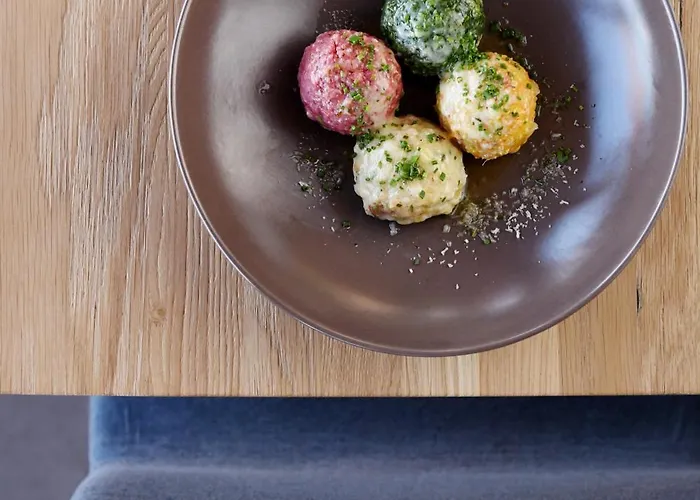 Bad St Isidor Hotel 2*